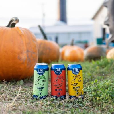 Happy Thanksgiving weekend from the whole Fine Company fam, Henry, Zac, Maggie & Hans 🍂💚❤️💛

Looking for some pairing options for your Thanksgiving dinner? Try:

Turkey + Henry Blonde Ale
Ham + Zac Red IPA
Appetizer spread + Maggie Session IPA
