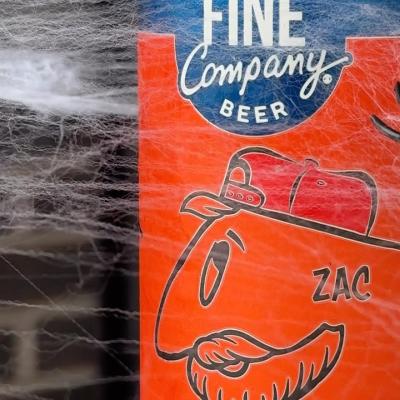 Hope you had a HOPPY Halloween 🎃💀🍻

Cheers to all you adults who gave out candy all evening, - you deserve a beer and a sweet treat for all your hard work 😉